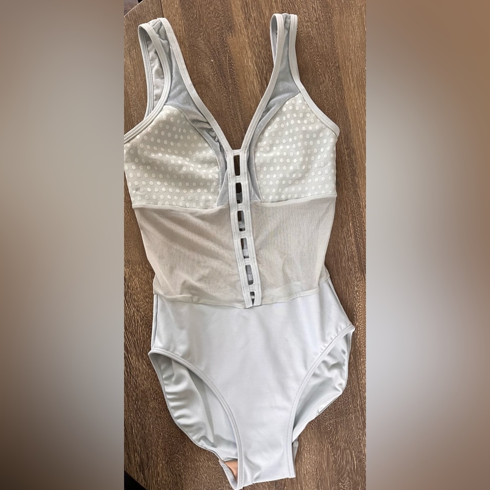Eleve AM leotard